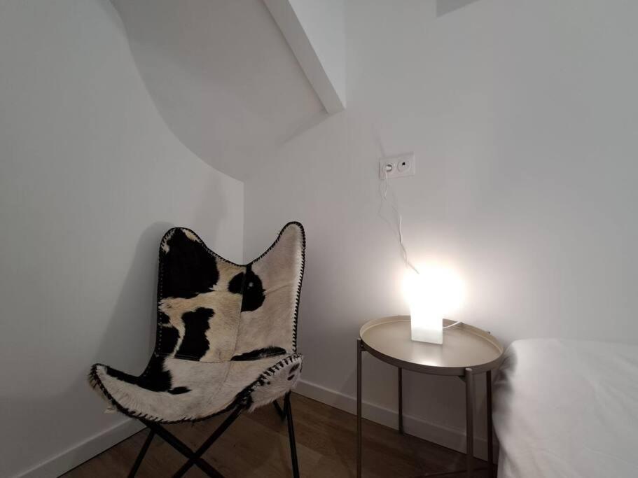 Mascate - Appartement Climatise En Hypercentre Реймс Екстериор снимка